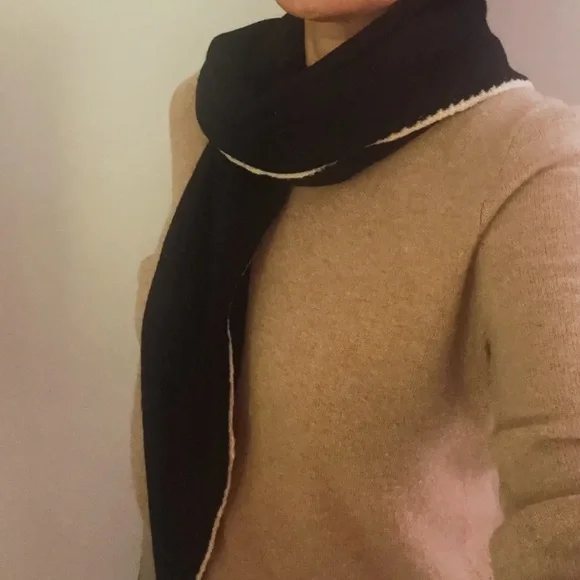 Triangle Scarf, Black & Tan (Anthropologie Style) - Picture 1 of 8